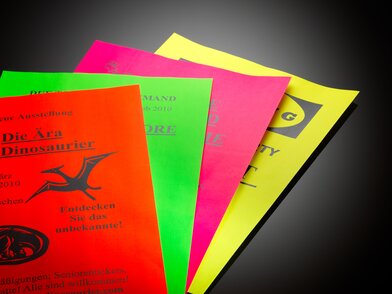 Fluo Poster 2