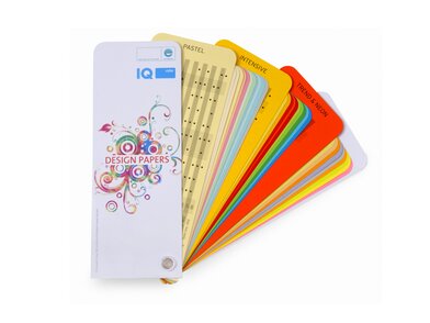 IQ color finger swatch